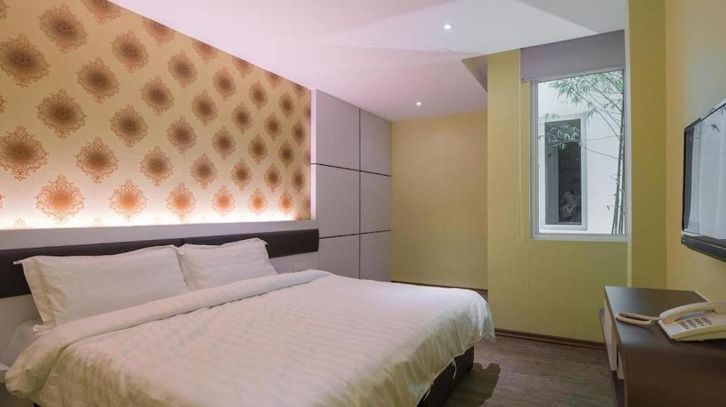 Riverfront Boutique Hotel Malacca Exterior photo